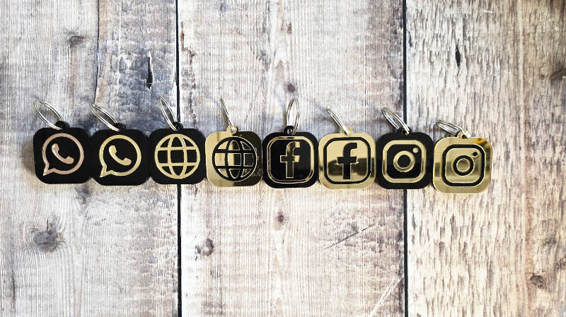 NFC QR Social Keyring Scannable Social Media Keyrings | Custom Business Tags UK
